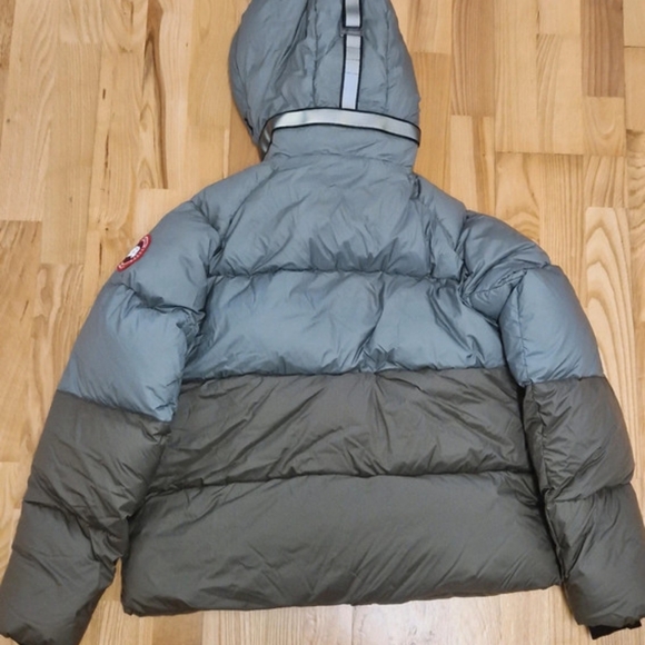 Canada Goose Down Parka - Picture 3 of 5